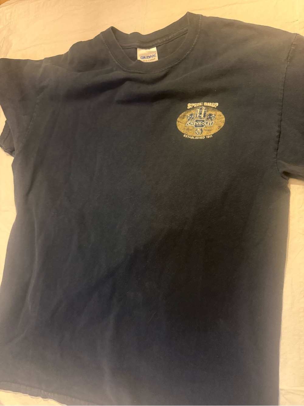 Gildan Men's Dark Blue Short Sleeve Graphic Tee